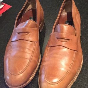 Men’s shoes